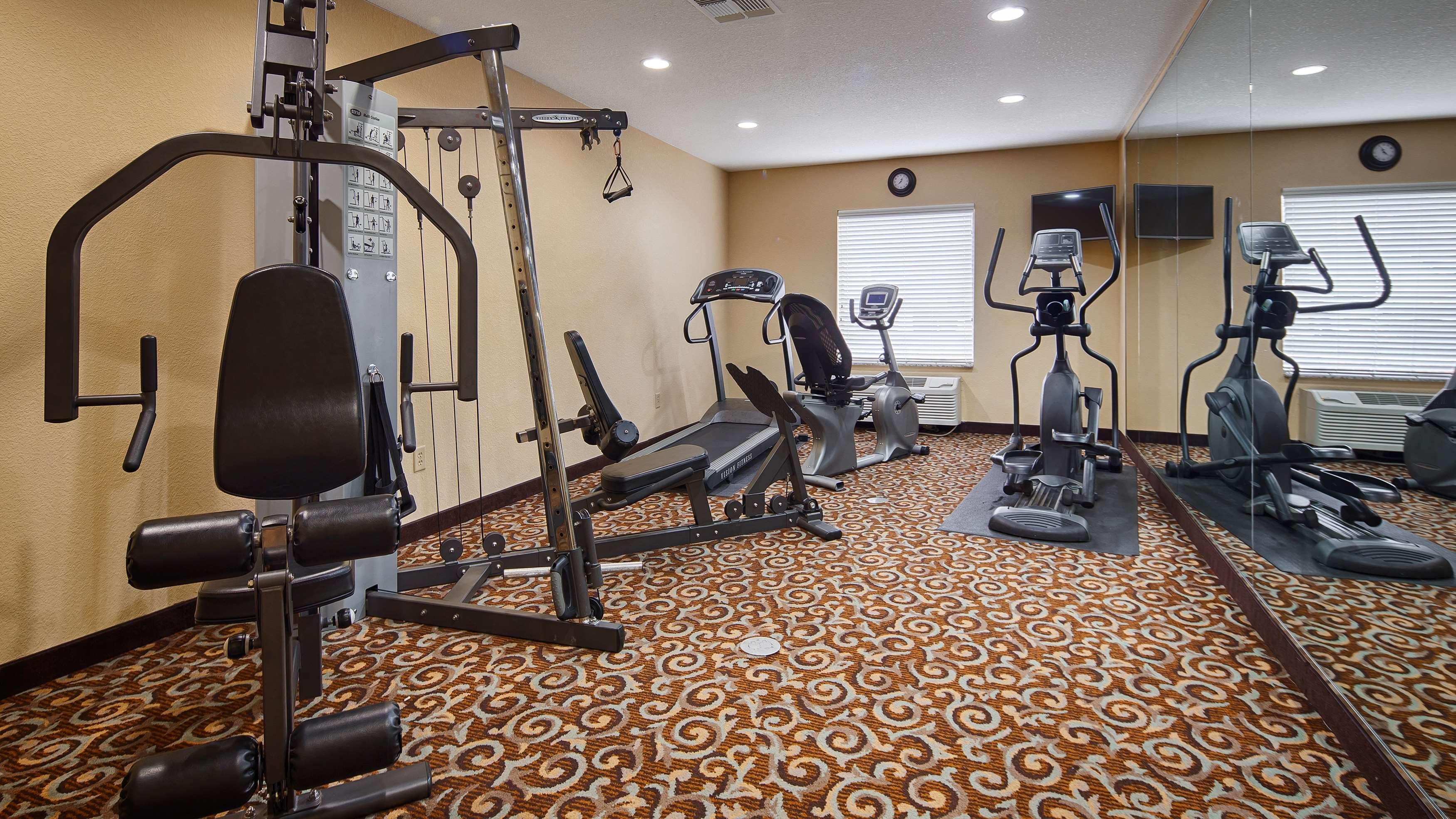 Best Western Bastrop Pines Inn Exterior photo