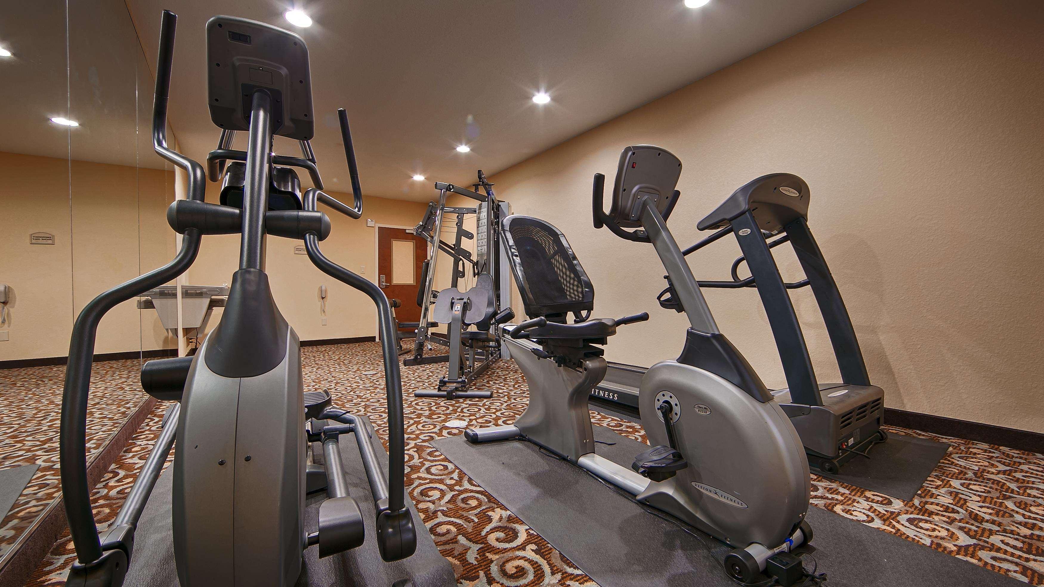 Best Western Bastrop Pines Inn Exterior photo