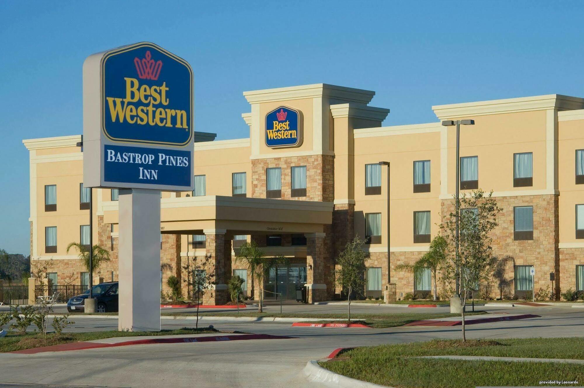 Best Western Bastrop Pines Inn Exterior photo